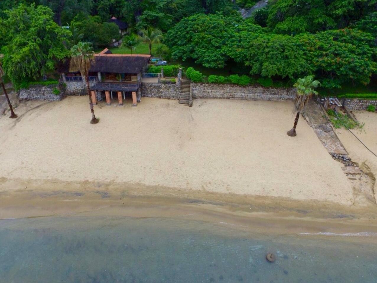 Nkhudzi Beach Lodge Nkudzi Εξωτερικό φωτογραφία